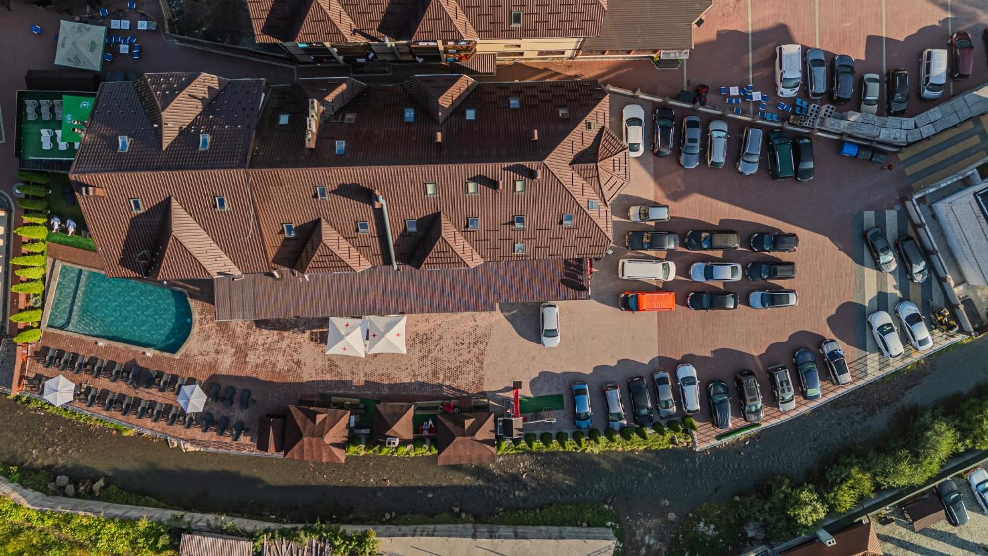 Villa Leku Spa Resort Bukovel Bagian luar foto
