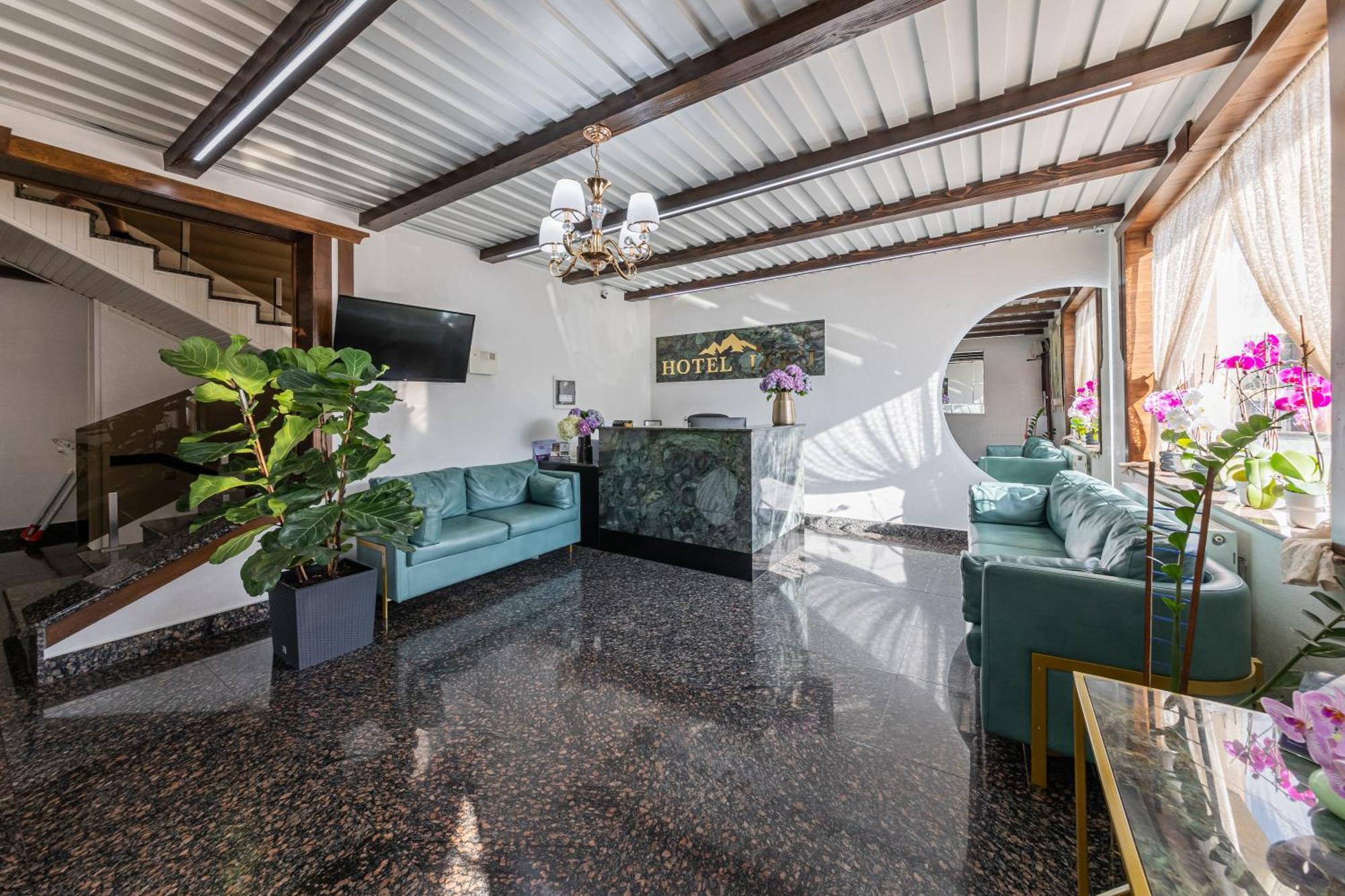 Villa Leku Spa Resort Bukovel Bagian luar foto