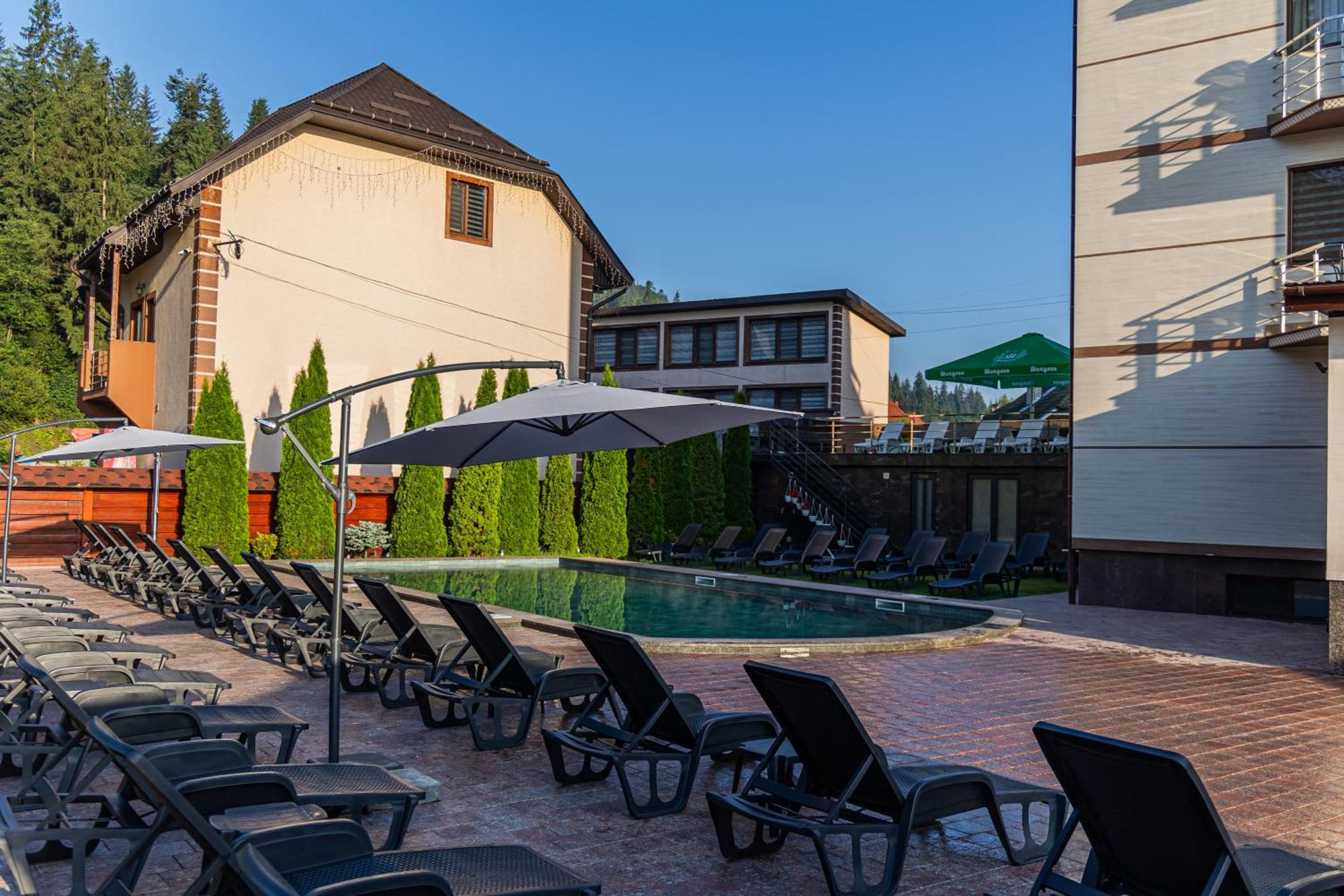 Villa Leku Spa Resort Bukovel Bagian luar foto